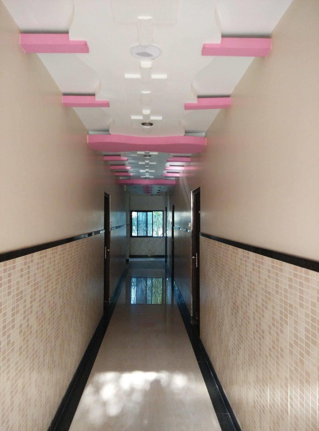 Hotel Delta Executive Shirdi Exterior foto